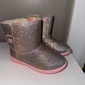 Size 7 Girls Ugg Boots